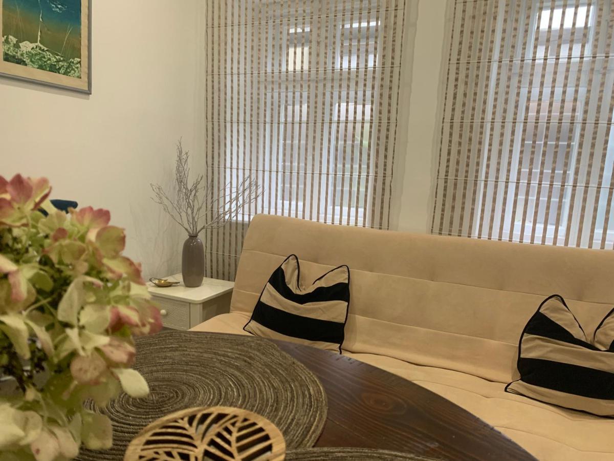 Dimora Apartman เดเบรตเซน ภายนอก รูปภาพ